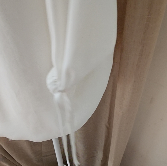 Michael Kors white ruffle of the shoulder top - Picture 5 of 8